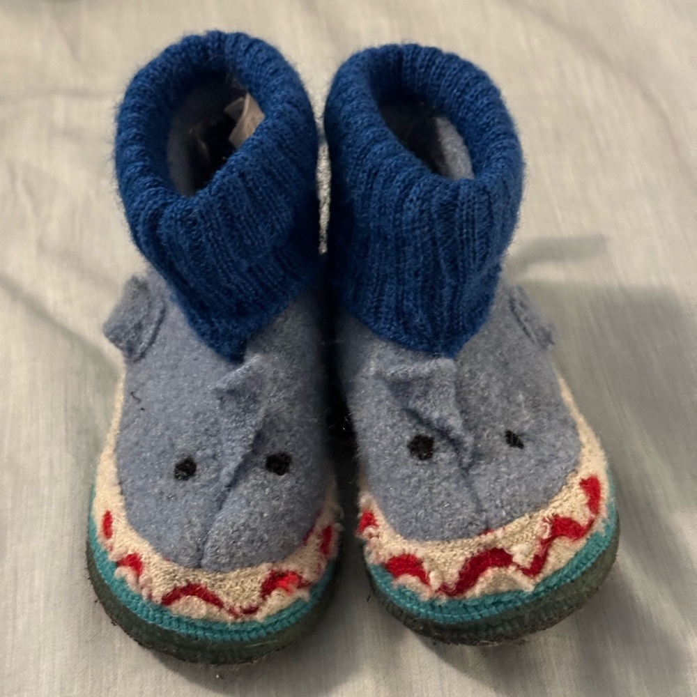 Garnet Hill Toddler Slippers